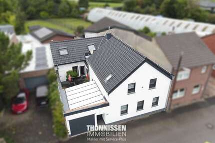 Haus zum Kaufen in Heinsberg-Unterbruch 396.000,00 € 213 m²