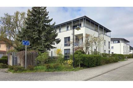 Charmante, bezugsfreie Eigentumswohnung mit 2 Zimmern im 1. Obergeschoss - mit Balkon - Nuthetal Bergholz-Rehbrücke