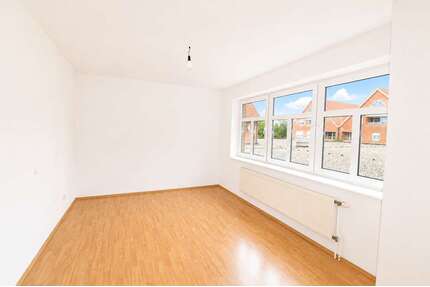 Wohnung zum Kaufen in Wilhelmshaven 159.000,00 € 99.78 m²