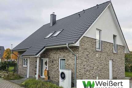 Haus zum Kaufen in Burg (Dithmarschen) 371.275,00 € 129 m²