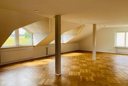 120 qm Loft Wohnung in Gilching
