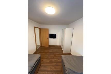 WG in 3 Zimmer Wohnung - 450,00&nbsp;EUR Kaltmiete, ca.&nbsp; 70,00&nbsp;m&sup2; in Bellenberg (PLZ: 89287)