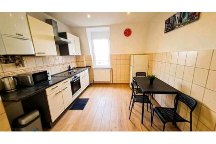 Modernisierte 3-Zimmer-Altbauwohnung (Denkmal) - Fürth Bislohe