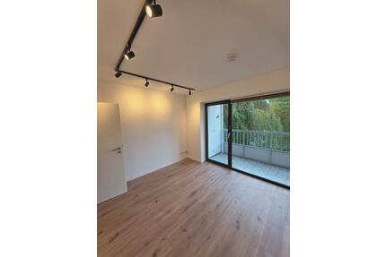 Modernisierte 2-Zimmer-Eigentumswohnung mit Balkon & Stellplatz - Bad Hönningen