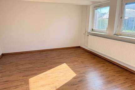 Haus zum Kaufen in Flöthe 116.000,00 € 162 m²