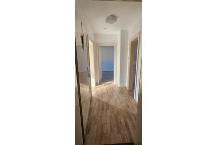 2 Zimmer Wohnung - WG-geeignet - 1.000,00&nbsp;EUR Kaltmiete, ca.&nbsp; 60,00&nbsp;m&sup2; in Bonn (PLZ: 53119) Tannenbusch