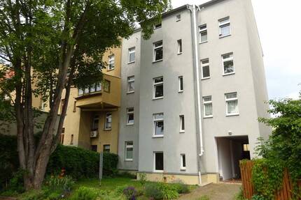 Helle, großzügige 2-Zimmer-Wohnung im Hochparterre mit Stellplatz - Gera Debschwitz