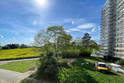Wohnung zum Kaufen in Steinbach (Taunus) 225.000,00 € 75 m²