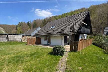 Haus zum Kaufen in Alfeld (Leine) 199.000,00 € 165.17 m²