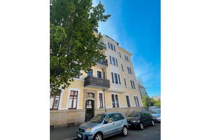 Leipzig Gohlis Süd: Wohnung mit Küche + Einrichtung nach Wunsch