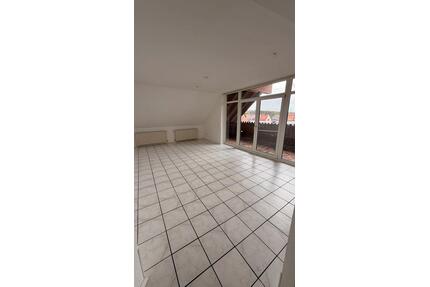 3ZKDB Dachgeschoss wohnung zuvermieten Alsdorf Busch