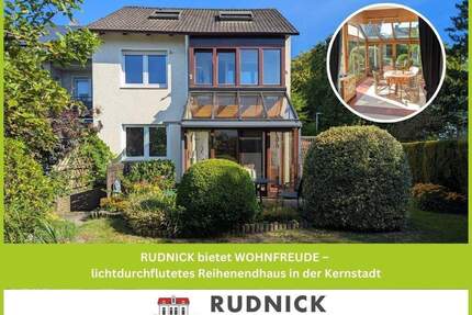 RUDNICK bietet WOHNFREUDE - lichtdurchflutetes Reihenendhaus in der Kernstadt - Wunstorf