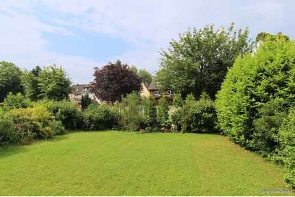 Haus zum Kaufen in Hürth 1.200.000,00 € 390.59 m²