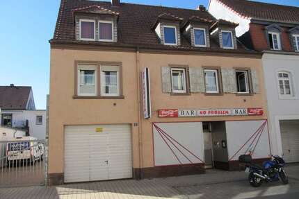Haus zum Kaufen in Zweibrücken 160.000,00 € 203 m²