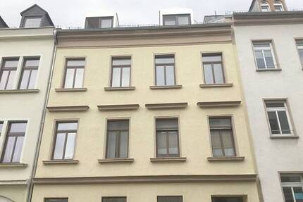 Vermietetes Reihenmittelhaus mit 4 Wohneinheiten in Reichenbach