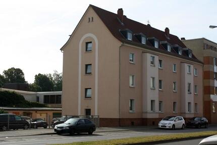 Perfekt für Studierende: 4-Zimmer-Wohnung, ideal für eine 3er-WG, in zentraler Lage von Gießen ab dem 1. Juni zu vermieten!