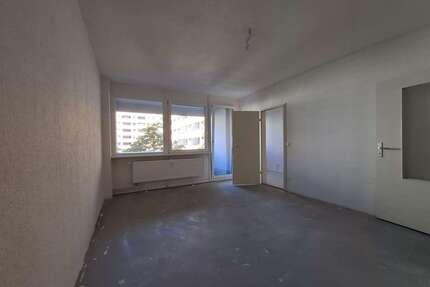 Wohnung zum Mieten in Berlin 310,70 € 39.58 m²