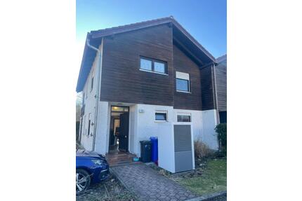 Ruhig gelegenes Reiheneckhaus mit Garten - Burghausen