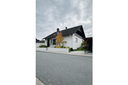 Haus zum Kaufen in Riedstadt 720.000,00 € 300 m²