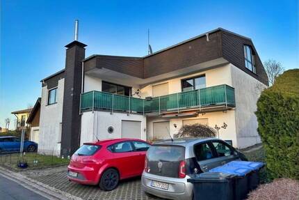 Attraktives 3-Parteienhaus in naturnaher Lage von Hillesheim