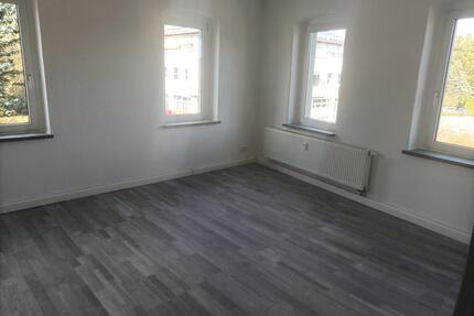 5 Raum Wohnung in 02727 Neugersdorf 120 m² zu vermieten - Ebersbach-Neugersdorf
