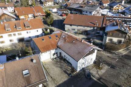 Haus zum Kaufen in Aying 2.050.000,00 € 410.44 m²