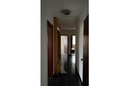 Frisch sanierte 3-Zimmer-Wohnung mit Einbauküche in gepflegter Wohnanlage in Wittorf - Neumünster Brachenfeld/Ruthenberg
