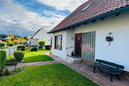 Architektenhaus mir großem Grundstück - Einfamilienhaus - Wilhelmsdorf