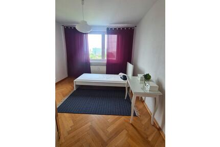 Zimmer mit schönem Blick auf Berlin