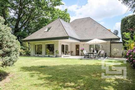 Haus zum Kaufen in Monheim am Rhein 1.490.000,00 € 181 m²