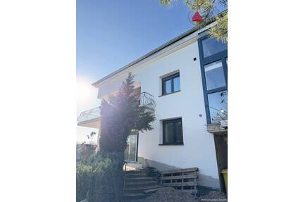 Kernsanierte 4 bis 5 Zimmerwohnung in ruhiger Lage in Erlensee - Erlensee / Langendiebach Rückingen