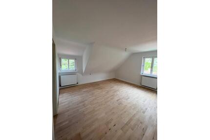 geräumige, helle 3,5- Zimmer Wohnung in traumhafter Lage - Schwäbisch Hall