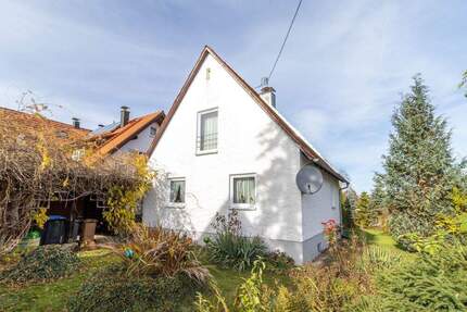 Charmantes Altbau Einfamilienhaus mit Erweitertungspotenzial in Raisting