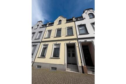 Mehrfamilienhaus mit 410 m² Garten in zentraler Lage - Mönchengladbach Nord
