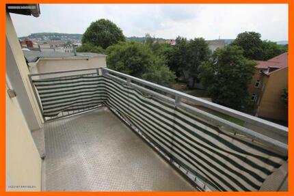 1,5 Raum-DG-Whg. mit Balkon und Aufzug in Innenstadtnaher Lage - Nähe Südbahnhof und Arcarden. - Gera