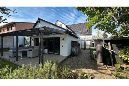 Modernisiertes EFH mit großem Garten – Bornheim-Rösberg