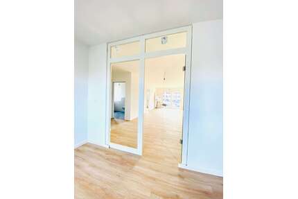Wohnung zum Mieten in Laatzen 1.124,38 € 82.98 m²