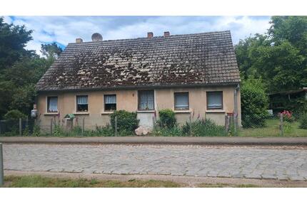 Grundstück mit Haus zu verkaufen - Milower Land
