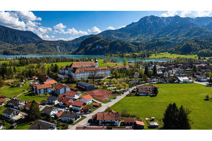 Wohnen mit Bergpanorama - Exklusive Doppelhaushälfte am Kochelsee! - Schlehdorf