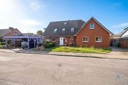 Haus zum Kaufen in Flensburg 399.000,00 € 255.88 m²