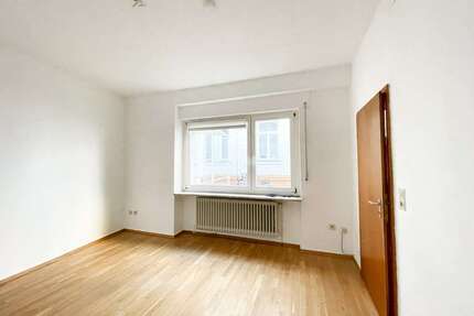 Wohnung zum Mieten in Wiesbaden 330,01 € 26 m²