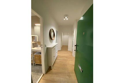 WG-Zimmer FREI - keine komlette Wohnung - frisch renoviert und möbliert!! Nähe FU-UniSteglitz - Berlin