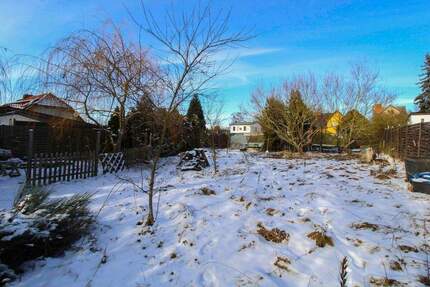 Baugrundstück in Oranienburg mit ca. 713 m² zu verkaufen, fußläufig zum Bahnhof Sachsenhausen