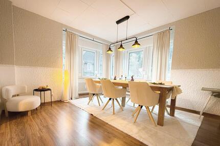 Großzügige, möblierte 4,5 Zimmer Terassenwohnung, Bad Wildbad
