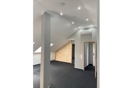 Moderne,schöne Dachgeschosswohnung in bester Lage - Rüdesheim