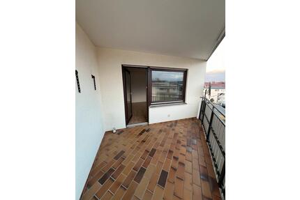 Sonnige schöne 1 Zimmer Wohnung Pforzheim Nord unterer Wartberg