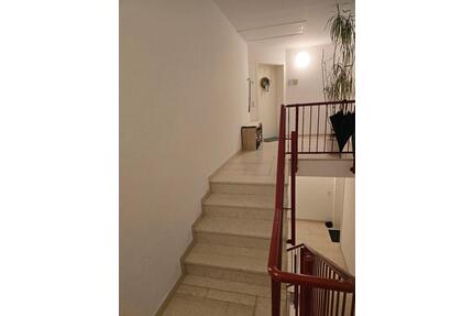 Zentrale & ruhige 3-Zimmerwohnung mit Balkon, Stellplatz und EBK - Gaggenau