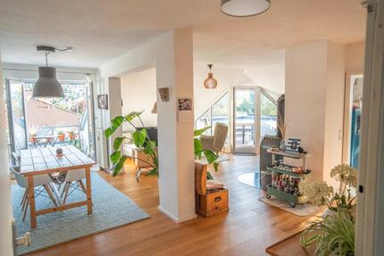 Loggia, Balkon & Weitblick: Luftige Wohnung in Klingenstein - Blaustein