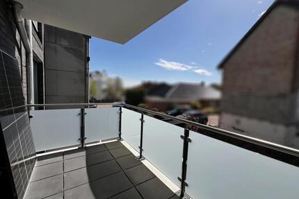 Neuwertige 2-Zimmer-Wohnung mit Balkon, TG- Stellplatz & Aufzug in Barsinghausen