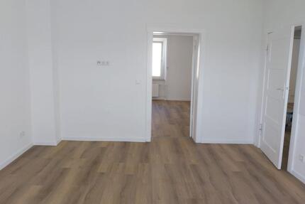 Frisch sanierte 2-Zimmerwohnung in REMSCHEID zu vermieten - Dorsten Altstadt